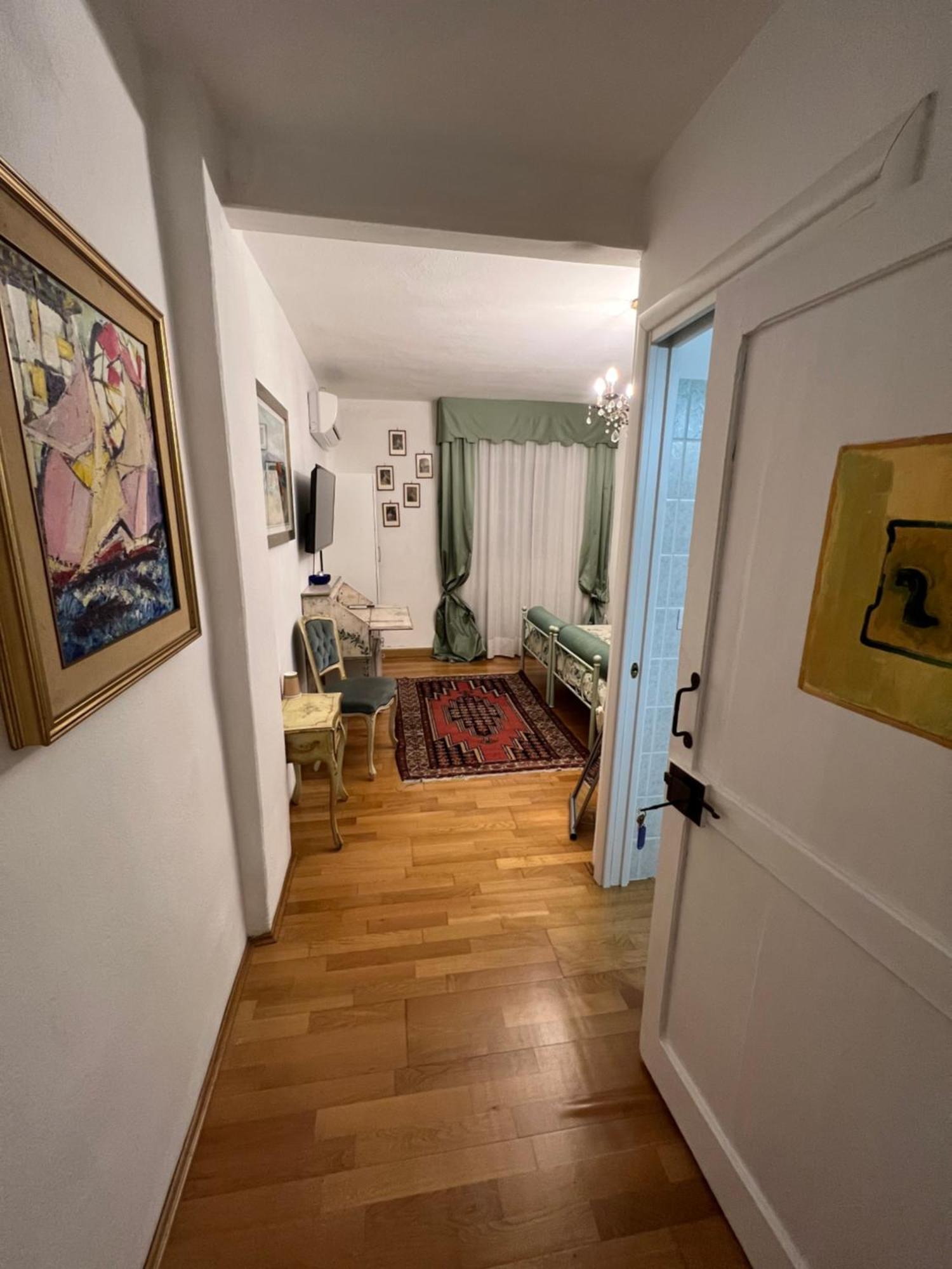 B&B La Casa Del Sole Manzano Szoba fotó